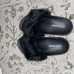 Steve Madden slides